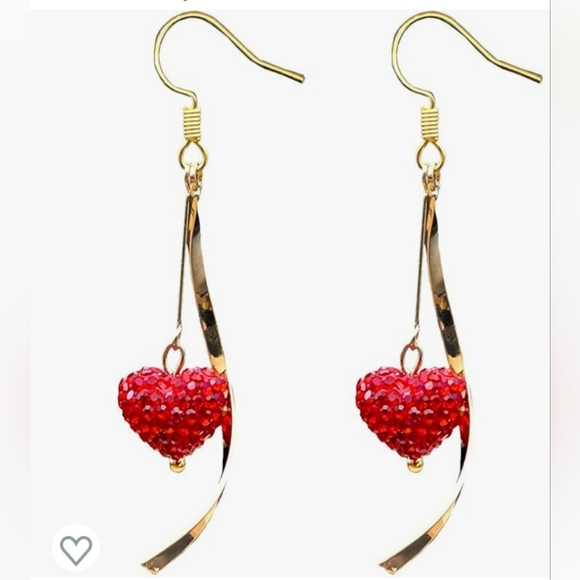 Red heart dangle earrings - Picture 1 of 3
